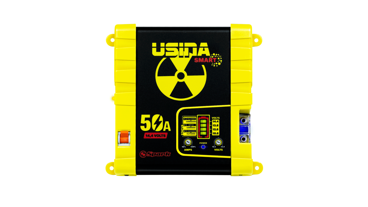 ESPECIFICACIONES | USINA 50A

– Voltaje de Entrada: Bivolt Automático
– AC 220Vac: 170 @ 250Vac
– Consumo 220Vac: 6A (máximo)
– Voltaje de Salida: 12.5V @ 14.8Vdc (+-1%)
– Potencia de Salida de Corriente: 50A @ 12.5Vdc (+-5%)*
– Potencia de salida: 625 Watts (máximo)**
– Eficiencia: 94%
– Potencia de entrada: 750 Watts (máximo)**
– Cable de entrada: 3×1.5mm² – 2P +T
– Protección de entrada: Disyuntor de 16A
– Cable de Salida: 10mm²
– Extensión Recomendada: 2.5mm² (max 30 metros)
– Peso: 1.445 Kg
– Dimensiones: 198mmX186mmX75mm***
